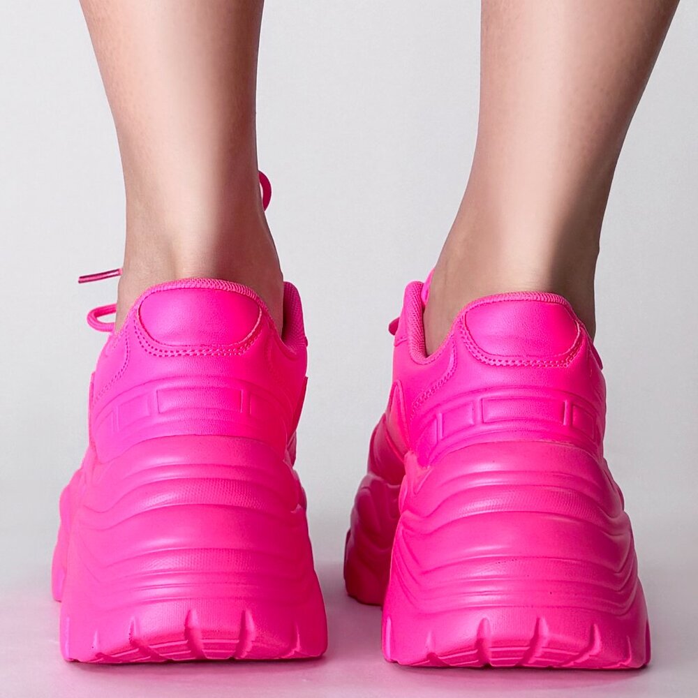 NEW BLAIR Electric Crush Neon Pink Platform Sneakers - Picture 4 of 8